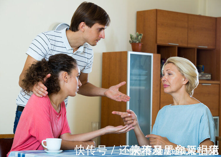 去世|亲人隐瞒病情,患者2个月后癌症去世,家属该不该告知实情?