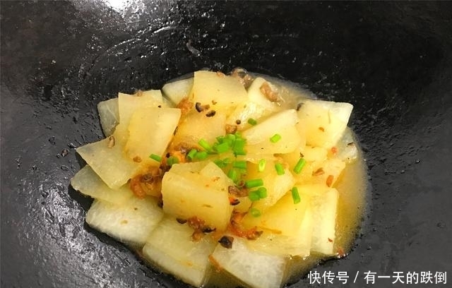 冬瓜此做法,鲜香入味比肉好吃,软糯多汁超下饭,连汤都吃精光