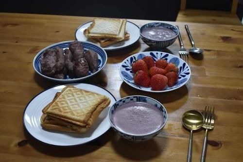  每天早起10分钟给家人做早餐，七天不重样，不精致但好吃又营养