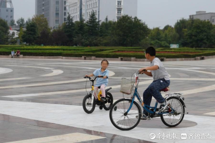 文化广场|壹图集｜美好假期，泰安市民从晨练开始