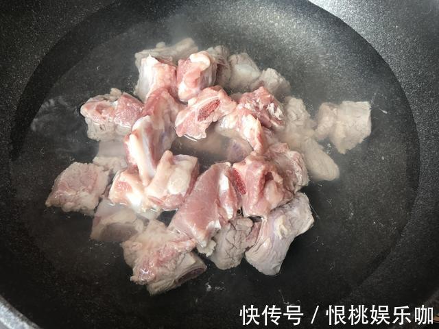 汤浓白|无论炖什么骨头汤，只要做到这3点，包你炖出来的汤浓白还无腥味