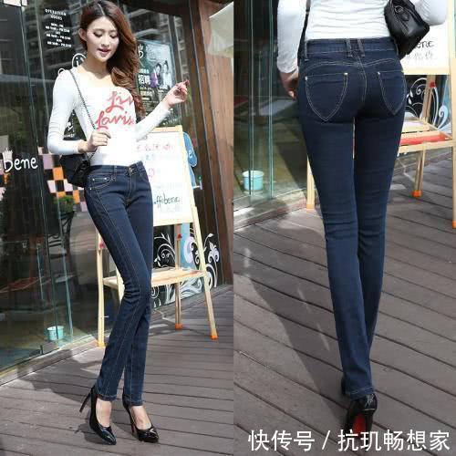 小白鞋 高跟鞋搭配牛仔裤,小个子女生同样美出新高度