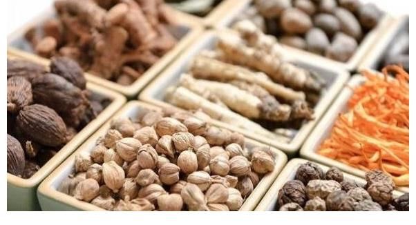 结节|退休中医：不小心患上甲状腺结节，建议收藏好这几种中成药，日后大有用处。