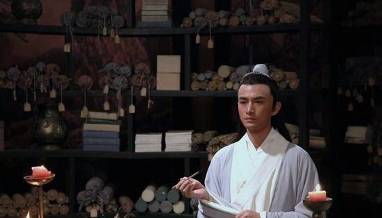 离思@被骂作苍蝇的中唐大诗人,留下千古传诵的二句诗,赚足了世人眼泪!