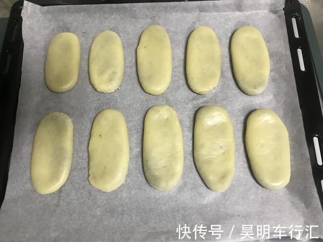 做酥点不用猪油也能酥掉渣,咬一口满嘴香,放三天不变样,吃不够