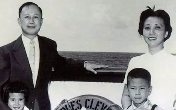 钱学森|“中国导弹之父”钱学森的妻子,民国女神蒋英到底有多美?