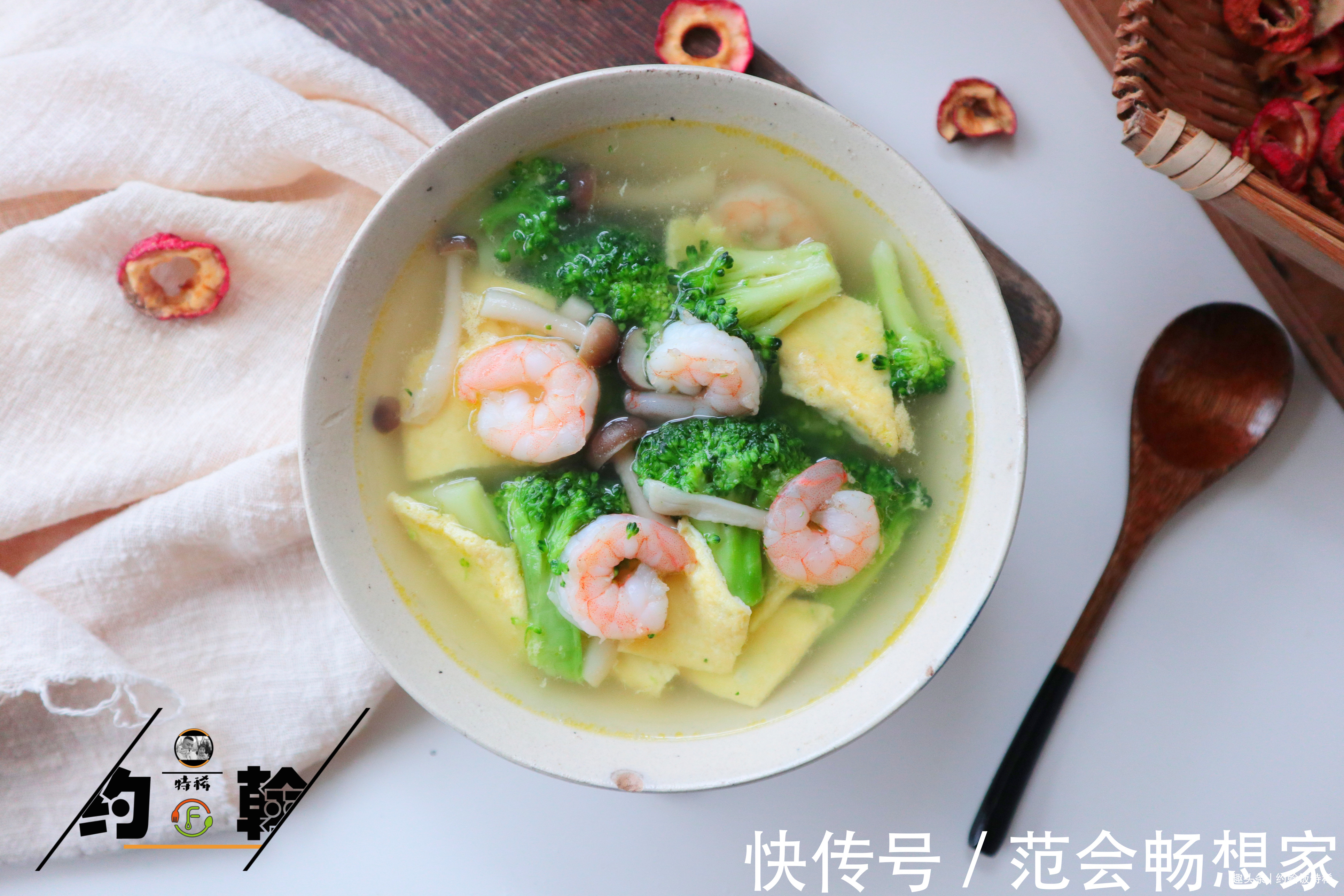 蟹味菇|春天，西蓝花和鸡蛋一起煮，坚持每天喝一碗，很多人不知道有啥用