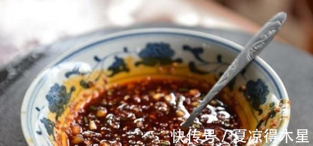 诀窍|凉拌黄瓜很多人做错了,难怪不入味,不好吃,想要清脆爽口有诀窍!