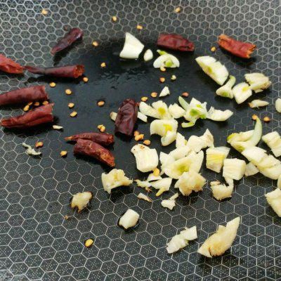 辣蛋|三分钟做好辣蛋豆腐蒜菠菜，做饭太简单！