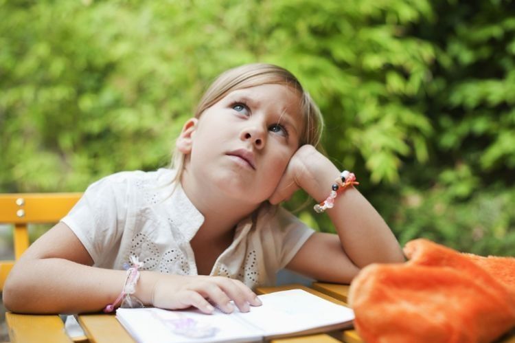 这个世界|教育专家卢勤坦言:“天才”宝宝有4个特征,家长别不在意