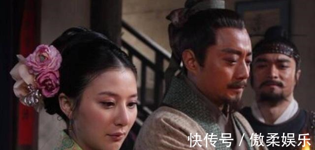 阎婆惜!宋江三次让寨主之位,2人不接受,接受的那个人没多久就丢了小命