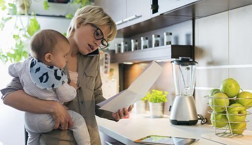 拨浪鼓|两个月宝宝就能交流?连医生都被萌化了,别忽略娃的感知能力