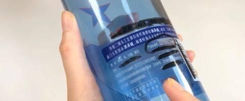 白酒瓶上有这4个字,切记不要买,酒厂工人不会说,早知道不吃亏