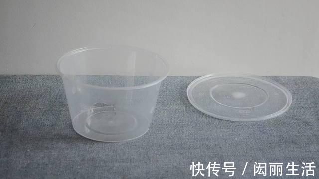 圆形|圆形打包盒你还舍得扔掉吗？放在卫生间太有创意了，省钱又实用