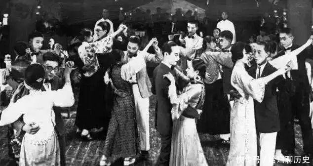 名媛|历史上名媛生活实录!堪比言情小说!