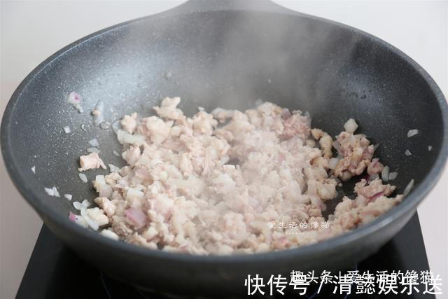 叉烧酱|做包子不要只会加酵母,多加一样,包子白又胖,冷了也不发硬