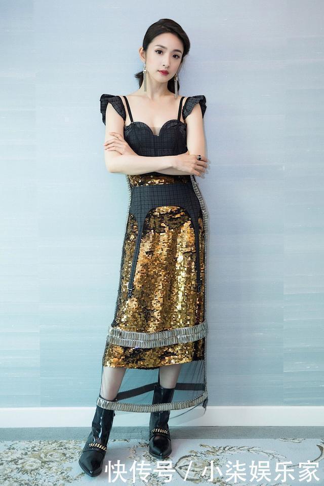 84斤林依晨胖出大象腿运动裤穿成修身裤,