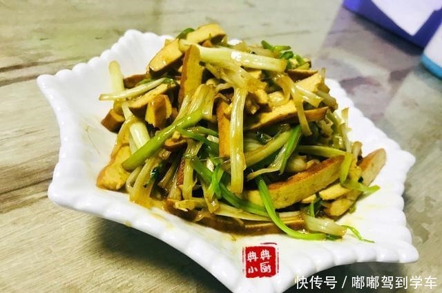 女儿的午餐，一周不重样，坚持光盘不浪费