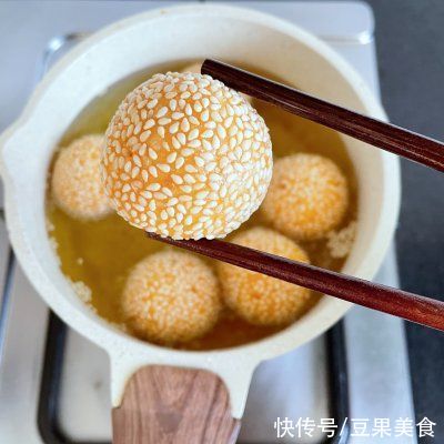 胡萝卜汁|餐桌上最有人气的家常菜之彩色芝麻糯米球