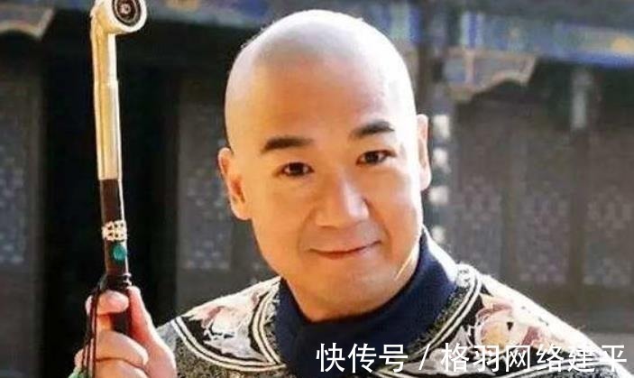 曹雪芹$纪晓岚给尼姑写对联,引得尼姑大怒,乾隆窝火,他却又加了六个字