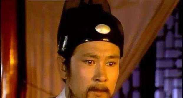 红楼梦!《红楼梦》贾母疼爱黛玉,宝玉喜欢黛玉,但黛玉真正的靠山是他!