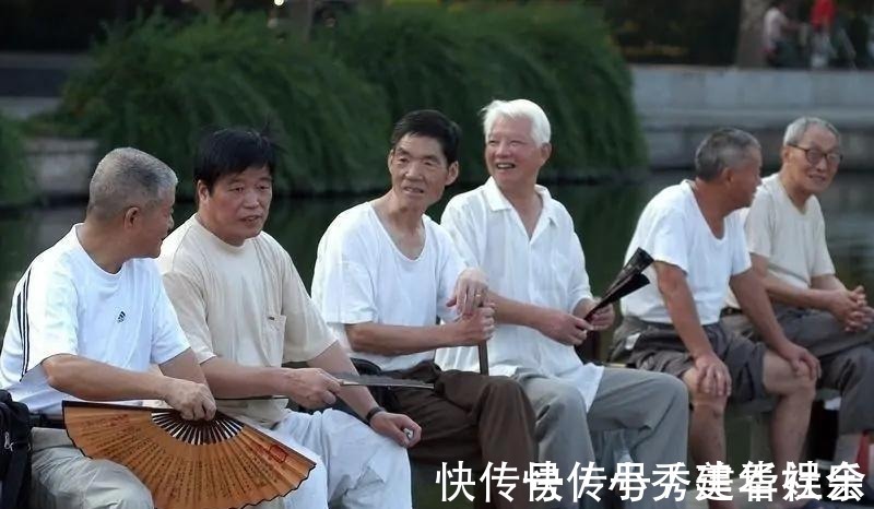 效仿|扯开“假孝顺”的遮羞布:子女们先后去效仿,背后老人苦不堪言