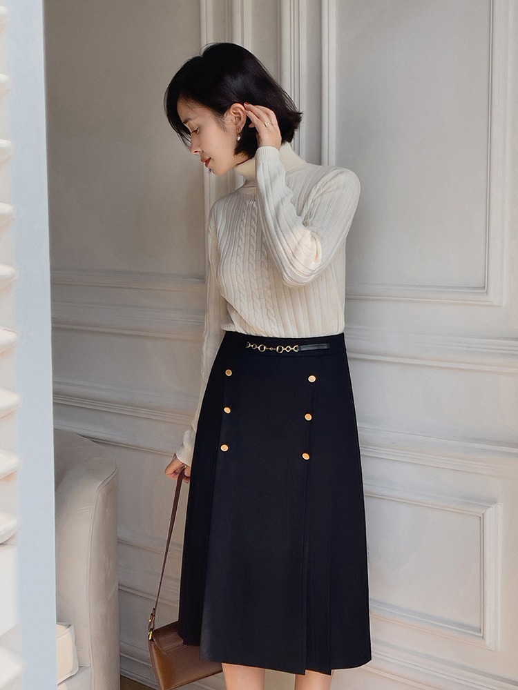 针织衫 果然!40岁女人还是穿针织衫最美,配半身裙魅力十足