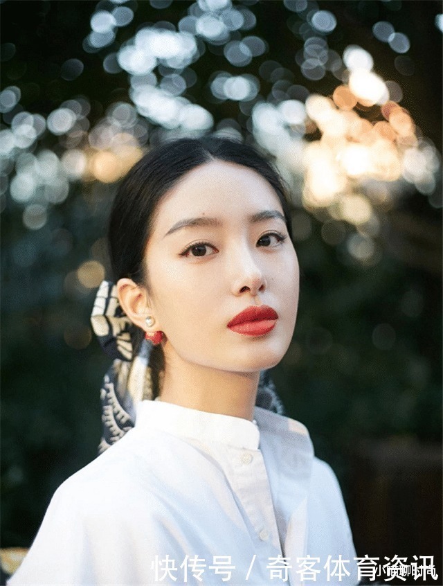 时髦|别再扎马尾了,太伤发际线!今年流行这5种扎法,时髦减龄显脸小