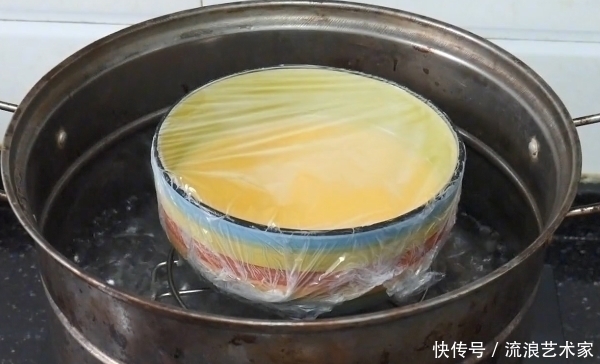水蒸蛋不要直接加水就蒸,教你小窍门,蒸出来鲜嫩爽滑又营养!