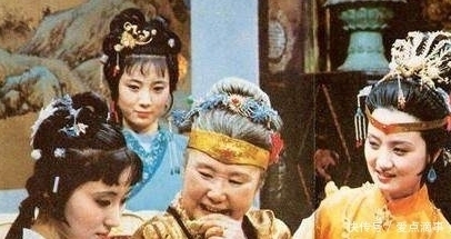 女人|宋朝女人的发型真是多种多样,相比之下,她们才是精致的猪猪女孩