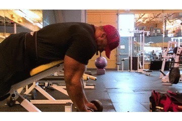 上臂|就怕你手臂练不粗用上这些方法效果好几倍