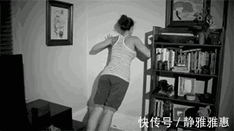 肩部|如何用俯卧撑练出饱满胸肌4个锻炼技巧,让你在家徒手练胸