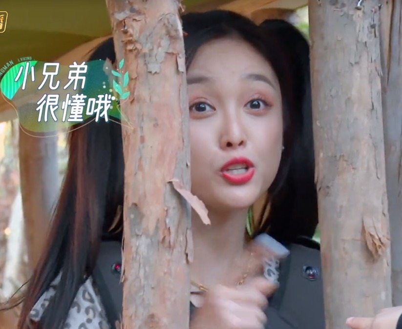 嘉宾们|尺度这么大? 吴宣仪上节目炫耀自己第二名出道群演: 又不是第一美啥?