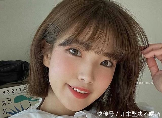 小熊|2021发型趋势慵懒羊毛卷、率性赫希发、甜酷翘短发……赶紧来看看