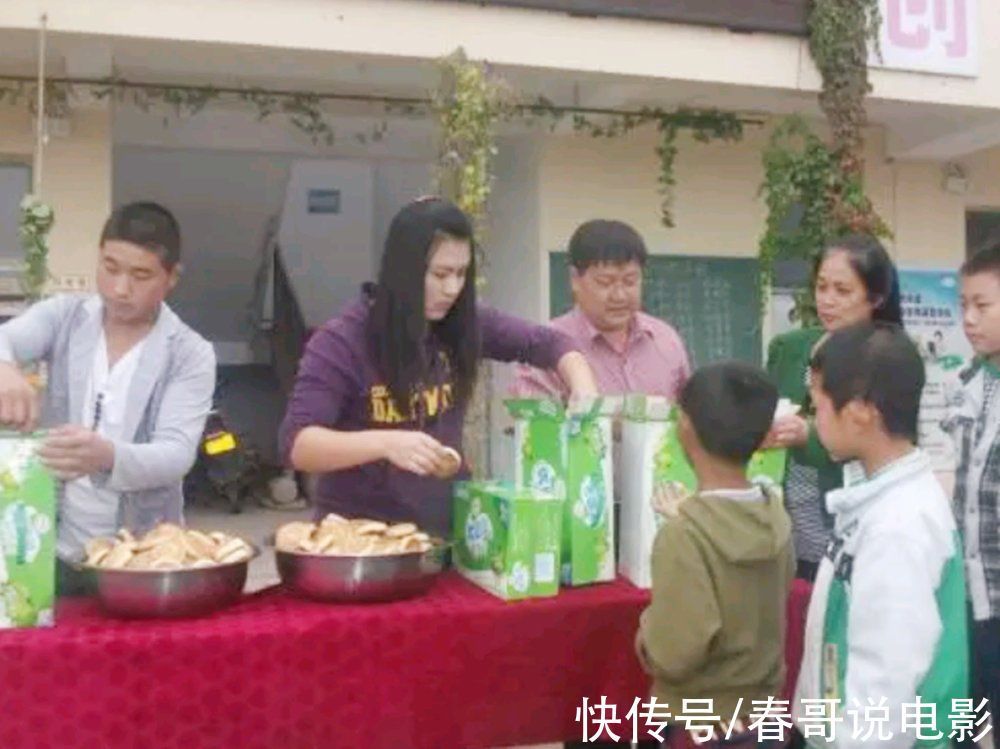 李女士|学校要求订牛奶,唯独自己孩子没定,老师的做法让家长心里不舒服