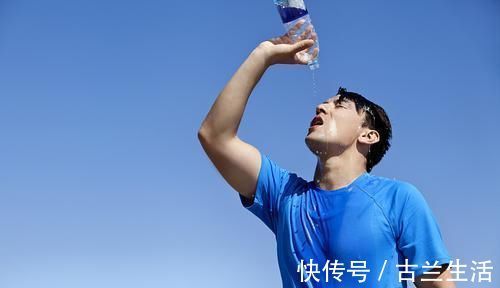 全身性|为何有人不动都出汗,有人再热也不出汗,老中医告诉你哪种更健康