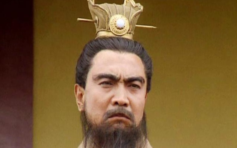 女兵|曹操墓中一件文物刻着7个手持兵器的女兵，背后真相让人唏嘘