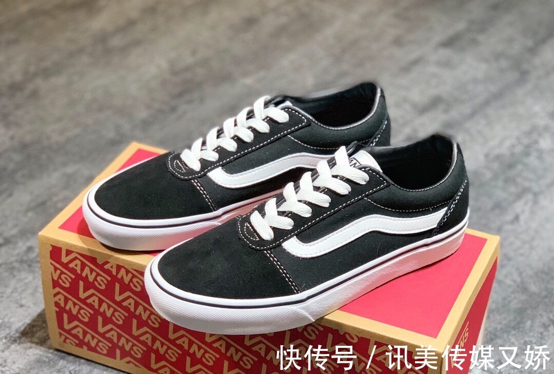 vVans 运动休闲系列 Ward 新款硫化板鞋