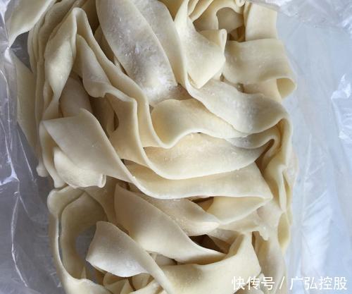 鲜香|辛辣鲜香是传统面食的特色之一,很容易学