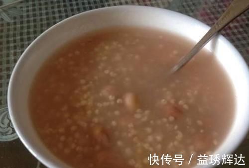 花生红枣粥|产妇坐月子，这几种粥可以多吃，不仅能下奶，还有益于产后恢复