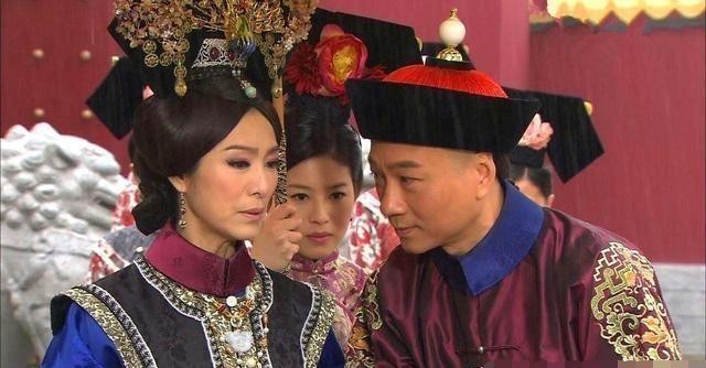 汽车|慈禧第1次看见汽车时，随口问出1句话，流传至今仍被人耻笑！