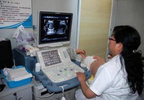 中国医院|孕期想知道“胎儿性别”?这些方法可以测出,民间的说法不可信