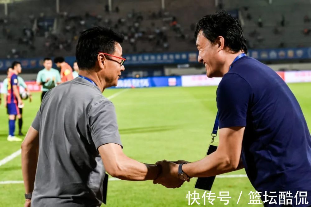 足協(xié)杯|中國足球再次出現(xiàn)新狀況，教練也因壓力辭職，國足該何去何從？