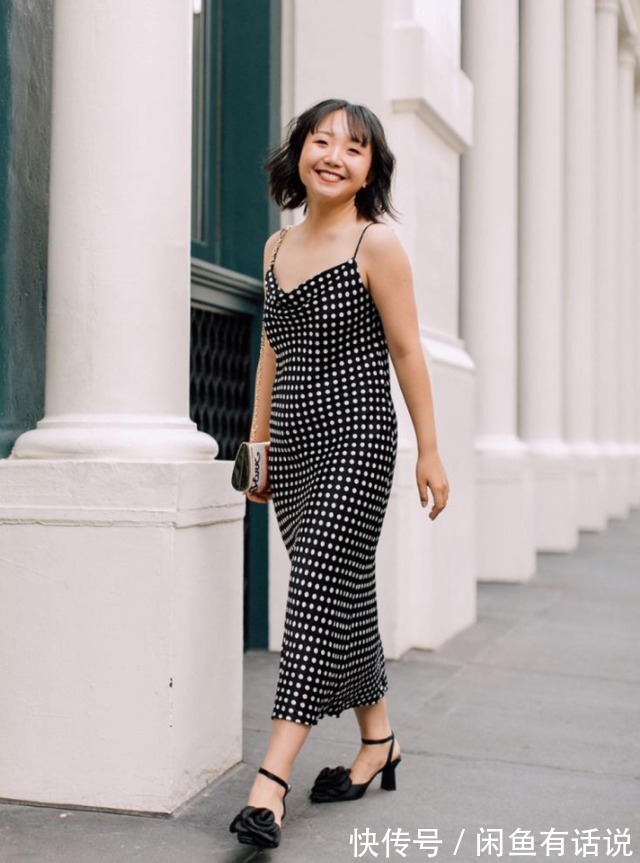 自信|谁说胖女孩不能穿吊带,辣目洋子穿得时髦又洒脱,130斤依旧自信