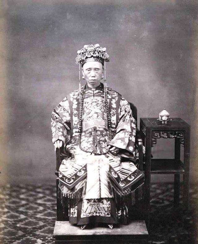 称为|诰命夫人有权利吗?有品级吗?