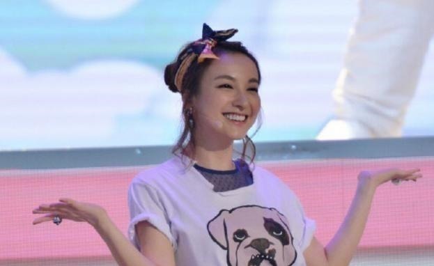 |吴昕说自己是校花，惹来无数笑话，晒出大学照片后，打脸很多人