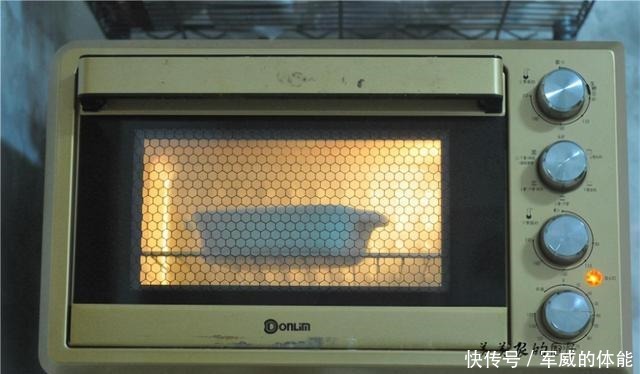 天冷,这早餐一定要试试,制作不过五分钟,比芝士蛋糕更细腻!