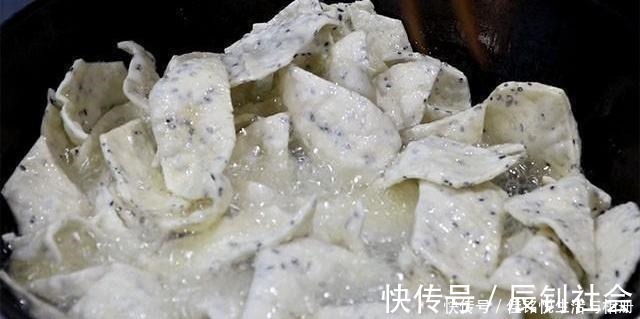 秘诀|面点师偷偷告诉你，炸麻叶香酥焦脆的秘诀，原来技巧在和面上