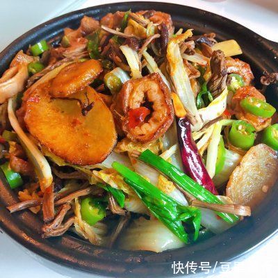 5分钟就能做好的干锅肥肠,简单又好吃