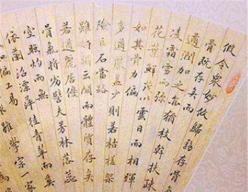 光绪皇帝!清朝最穷状元,殿试时只写了8字,皇帝看后红了眼框:状元就你了